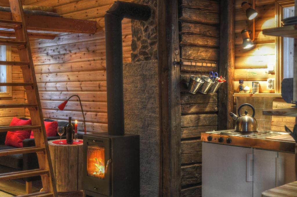 Cottage On Wild River In Lapland/Sweden Karlsten Eksteriør billede